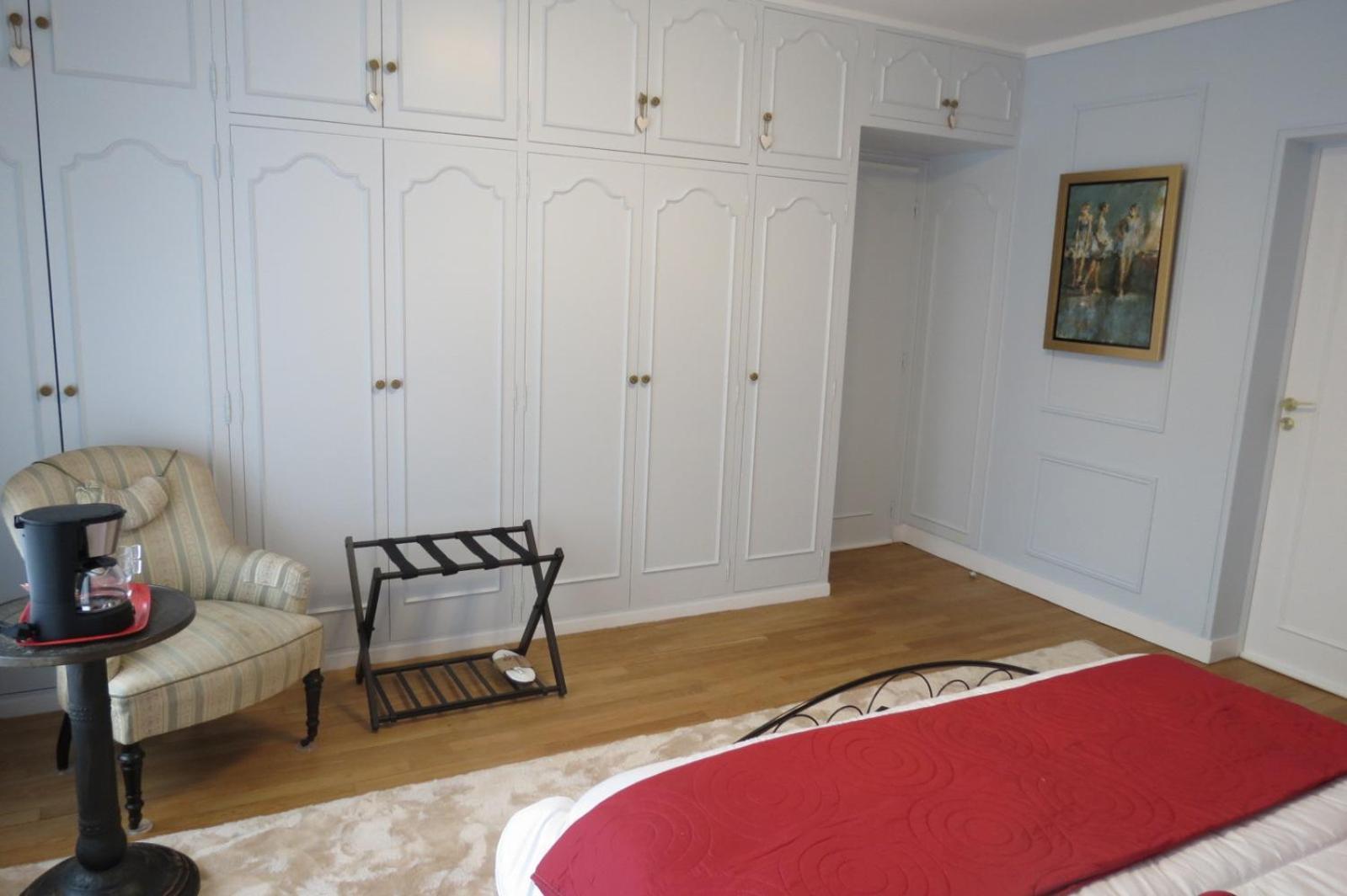 Molibeau Hotel Бове Екстериор снимка