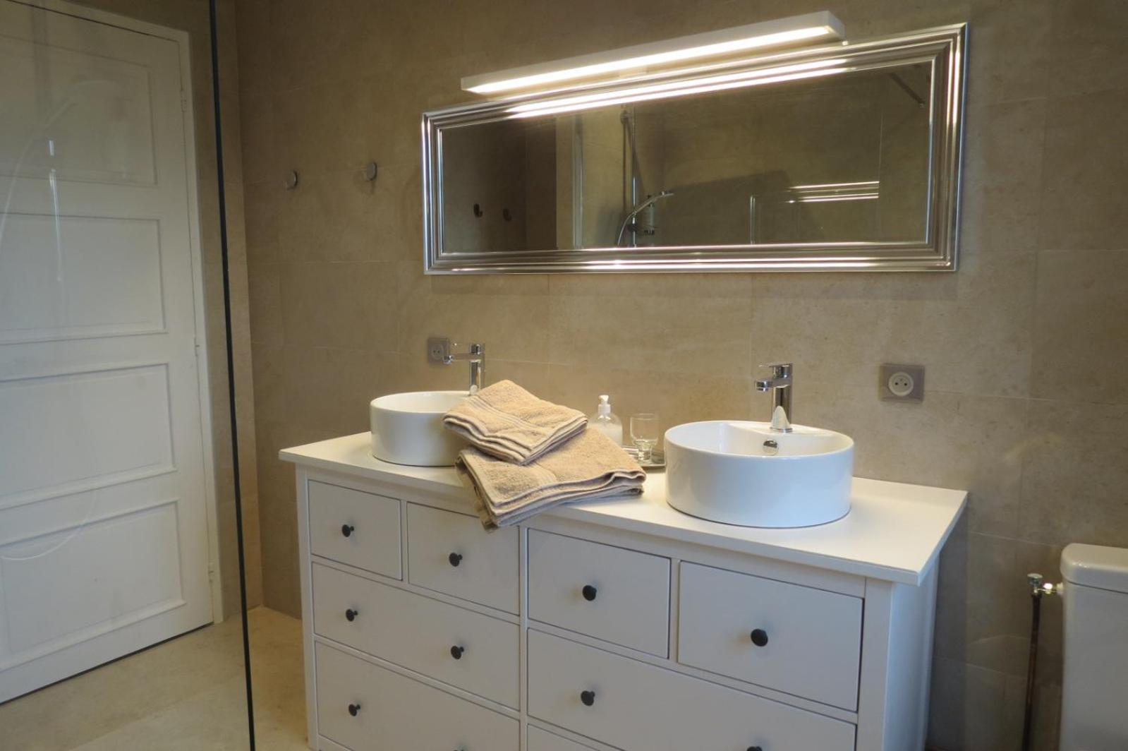 Molibeau Hotel Бове Екстериор снимка