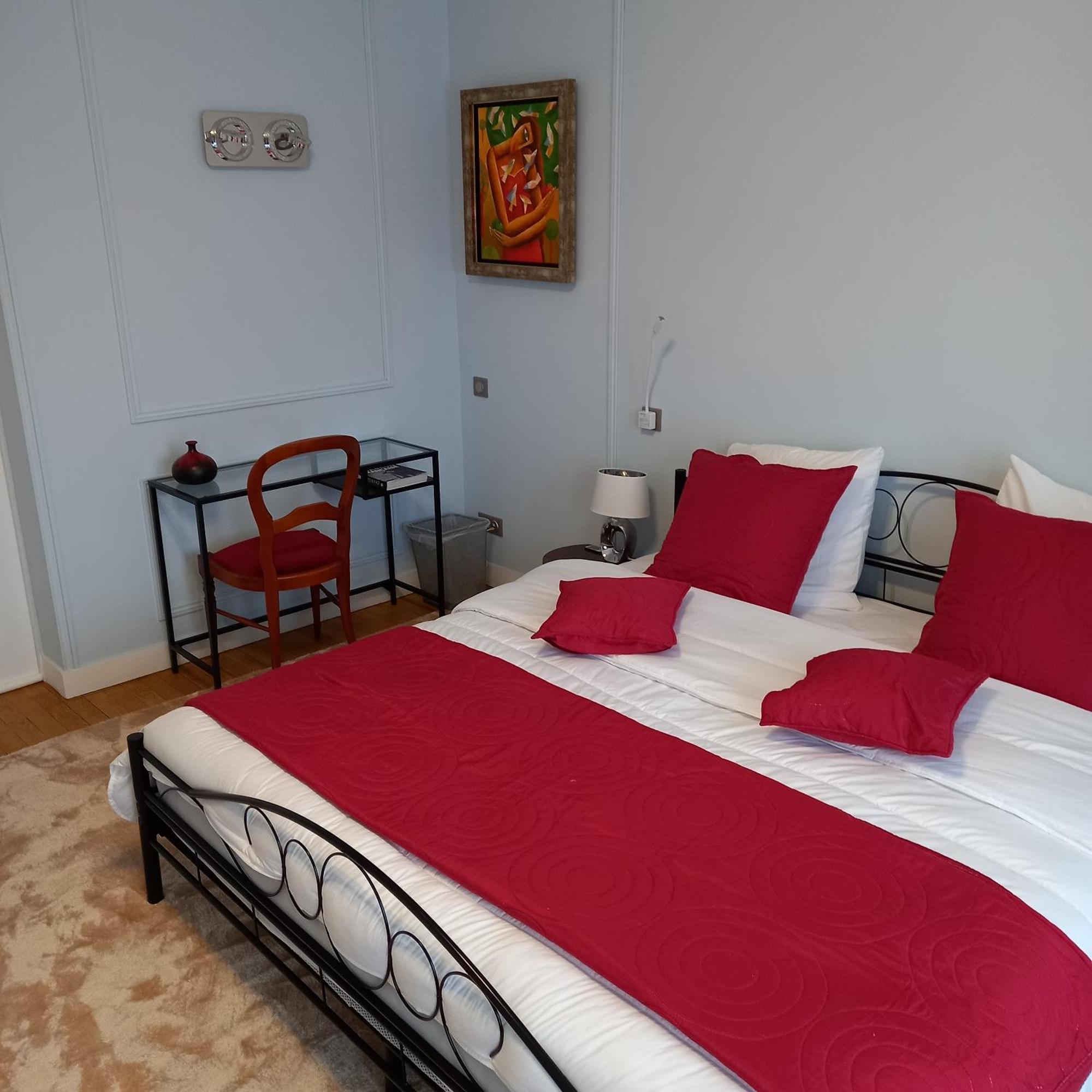 Molibeau Hotel Бове Екстериор снимка